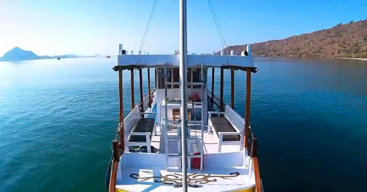 Lombok Komodo Boat Trip Guide for Tourists