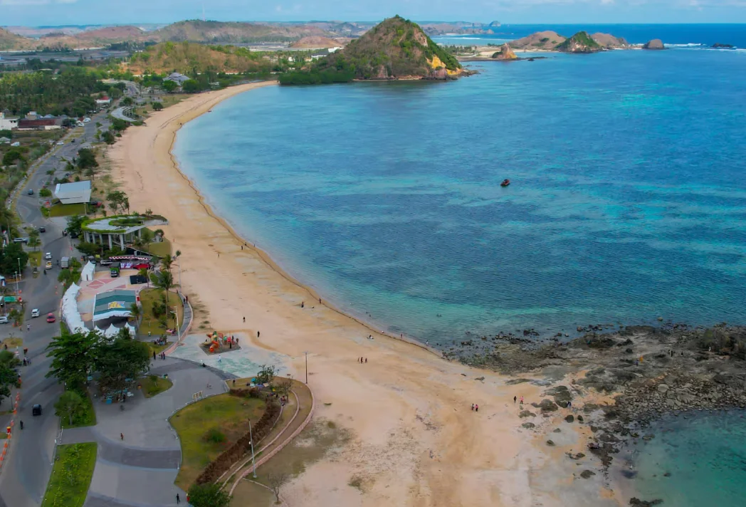 Pantai Kuta Lombok