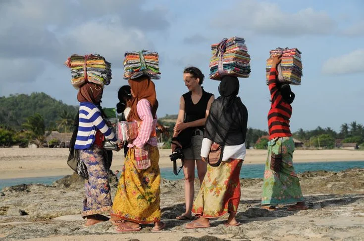 Local Etiquette and Customs in South Lombok