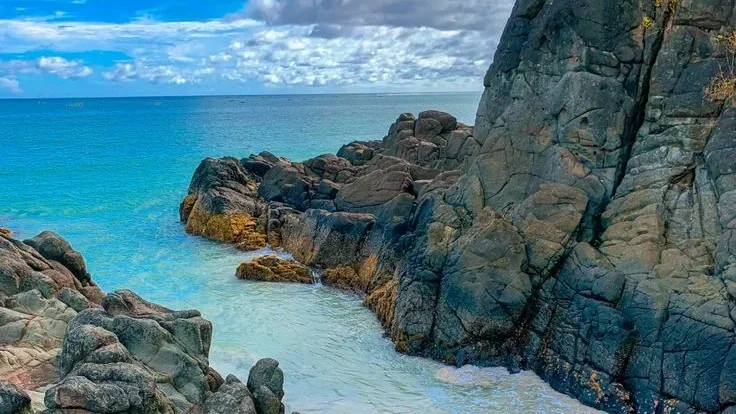 Selong Belanak Beach